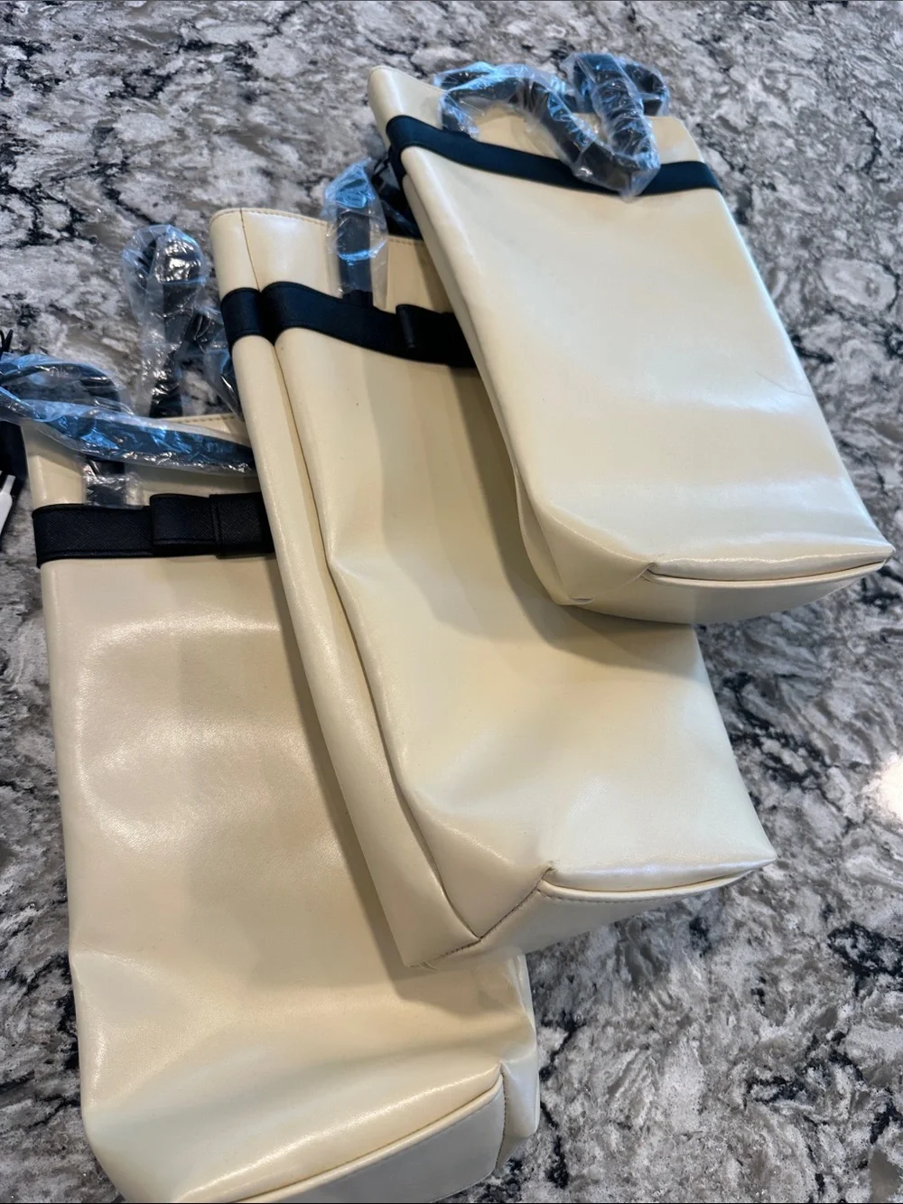 Cream Tote with Black Bow Trim - Wine Purses (3)
